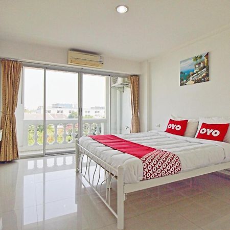 Super Oyo 498 Ladawan Villa Bangkok Exterior foto