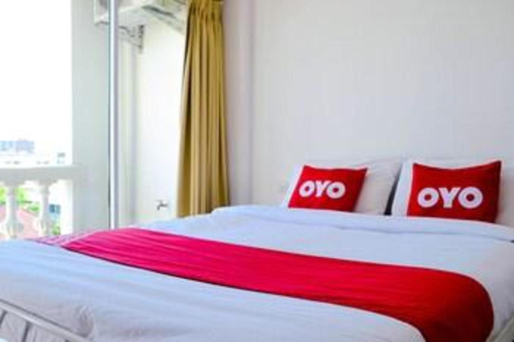Super Oyo 498 Ladawan Villa Bangkok Exterior foto