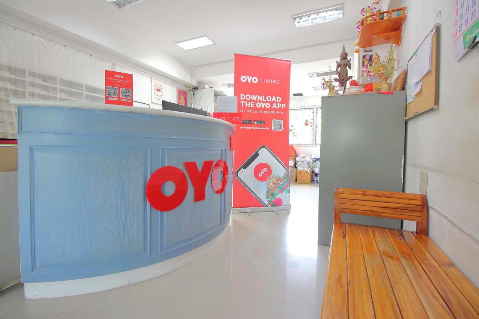Super Oyo 498 Ladawan Villa Bangkok Exterior foto
